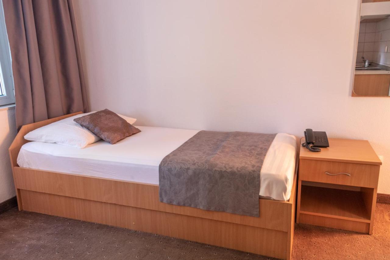 Hotel Amicus Mostar Exterior photo