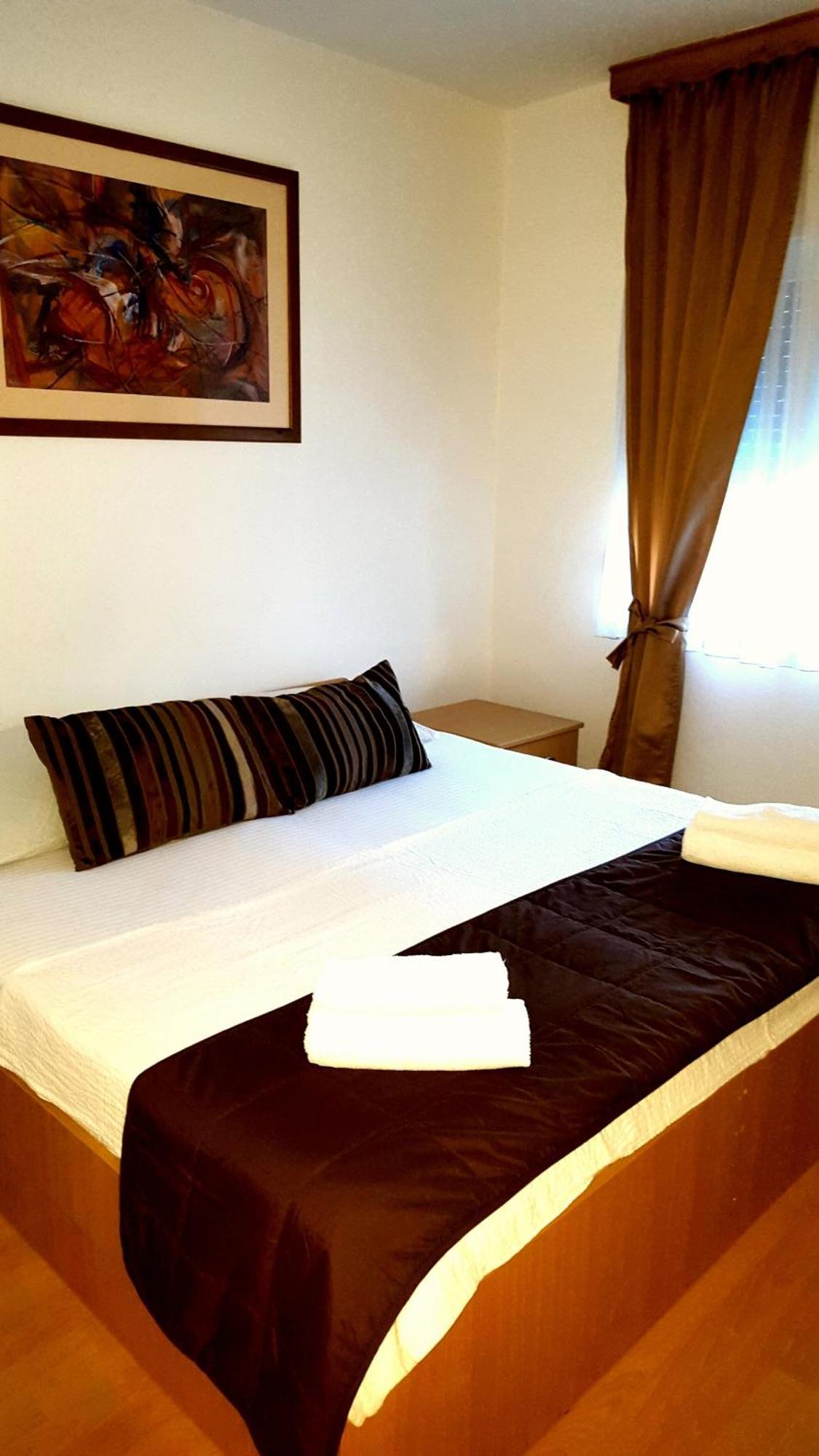 Hotel Amicus Mostar Room photo